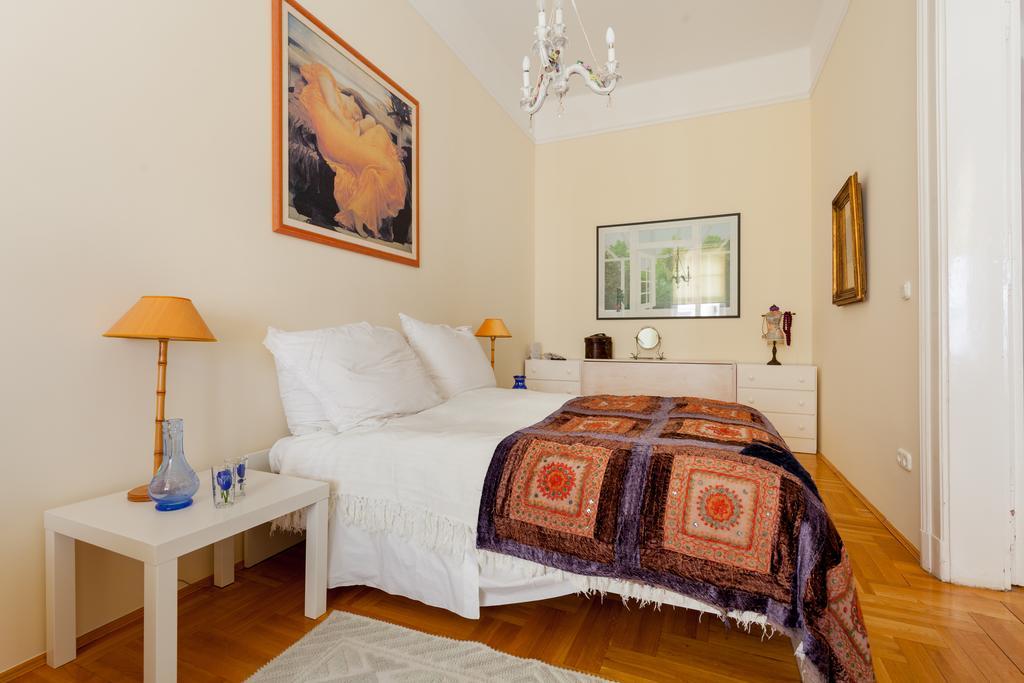 Elegant Apartment Budapeşte Dış mekan fotoğraf